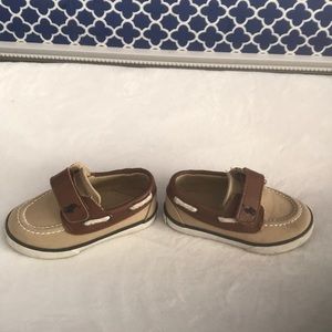 Toddler polo shoes size 5